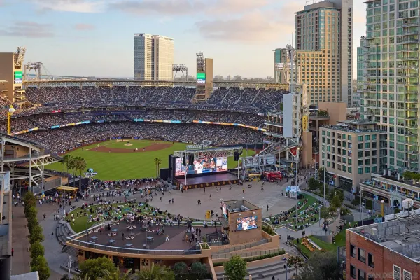 $699,900 | 427 Ninth Avenue, Unit 1304, San Diego, CA 92101