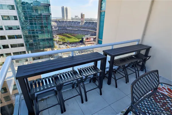 $699,900 | 427 Ninth Avenue, Unit 1304, San Diego, CA 92101