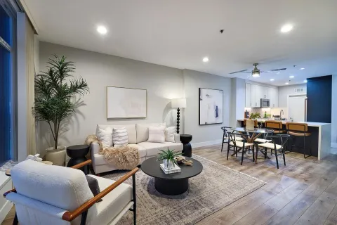 $699,900 | 427 Ninth Avenue, Unit 1304, San Diego, CA 92101