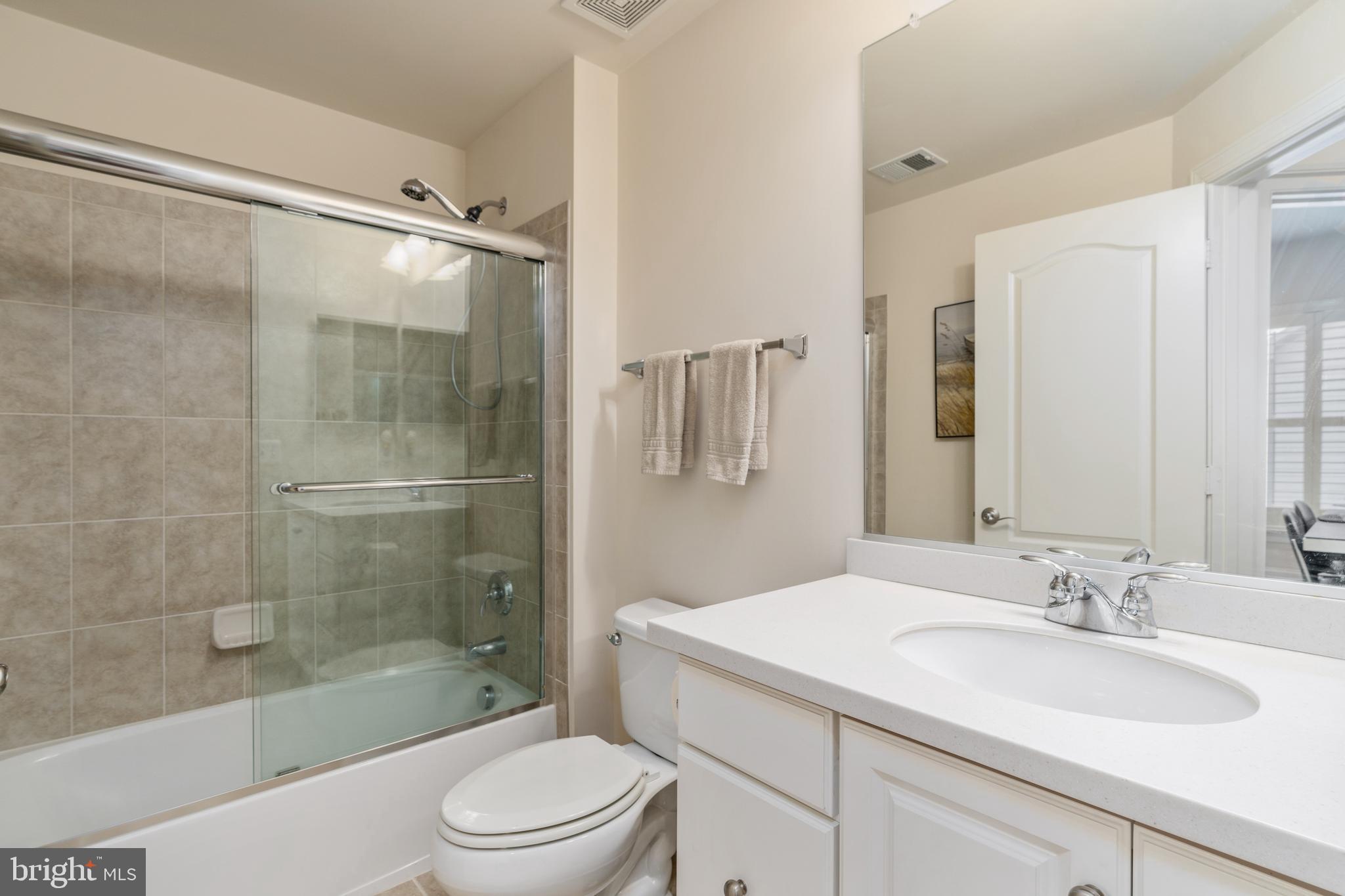 1868 Carpenter Road Alexandria, VA 22314 - Photo 24 of 46 Full bath 2