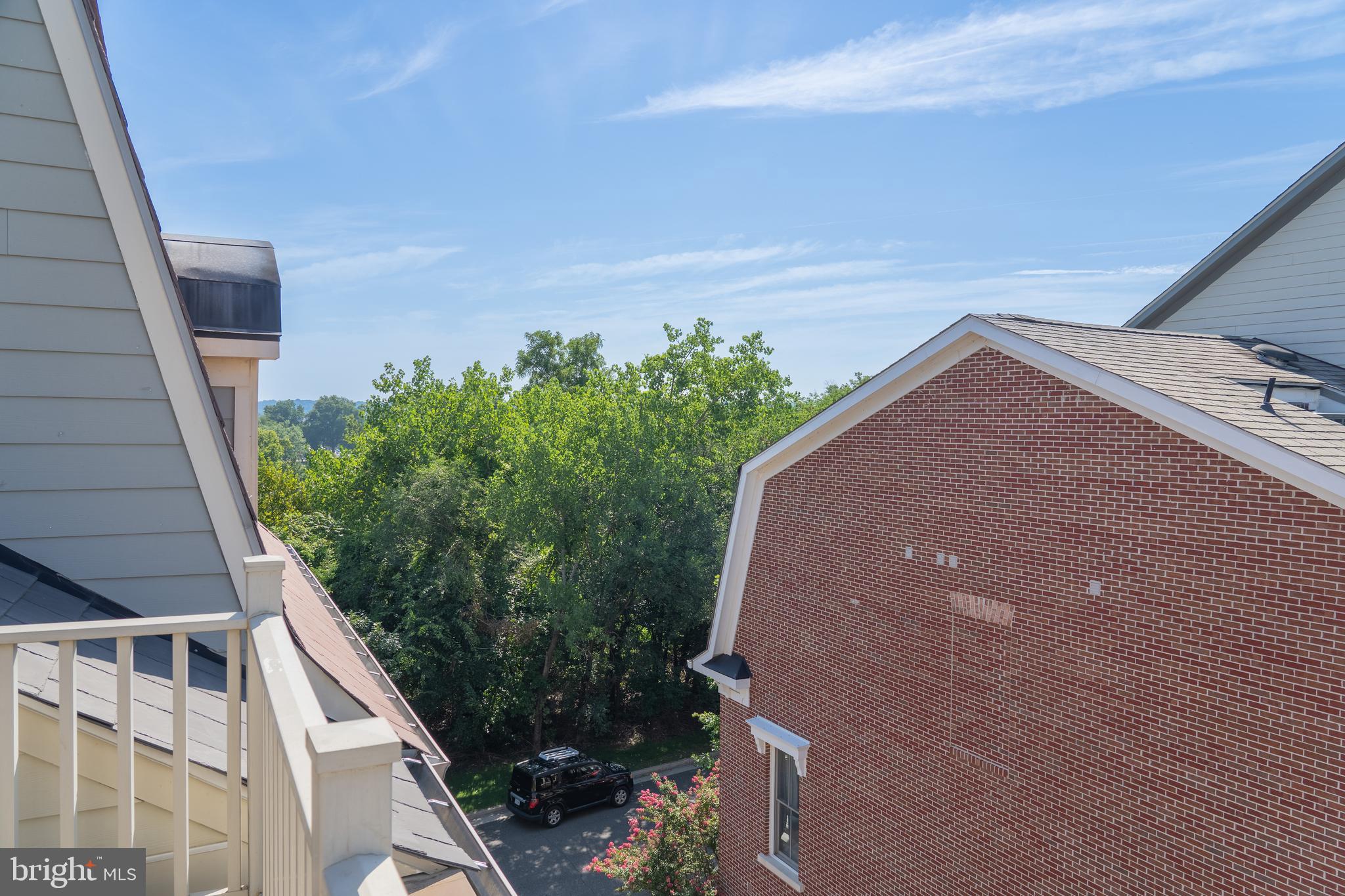 1868 Carpenter Road Alexandria, VA 22314 - Photo 32 of 46 Views from roof deck