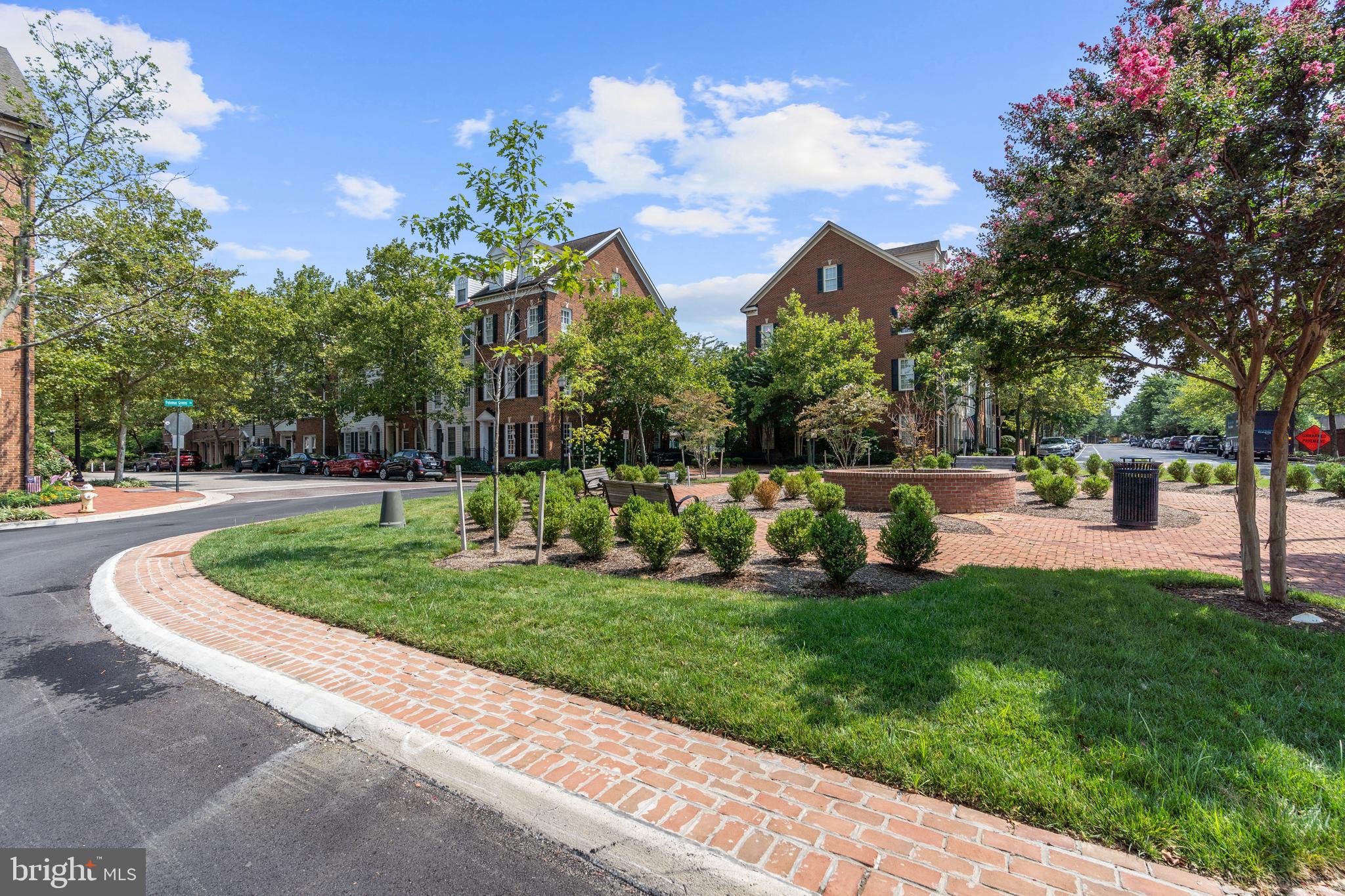 1868 Carpenter Road Alexandria, VA 22314 - Photo 44 of 46 Entry Circle to Potomac Greens