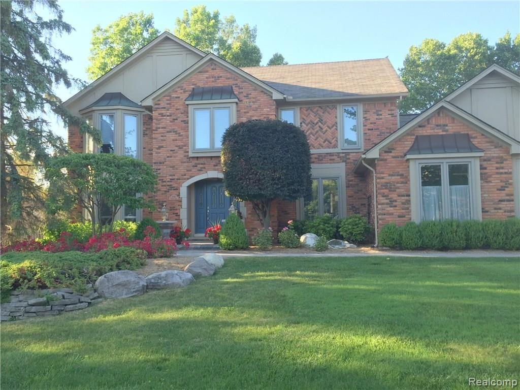 1044 Hidden Lane Rochester Hills, MI 48309 - Photo 1 of 46