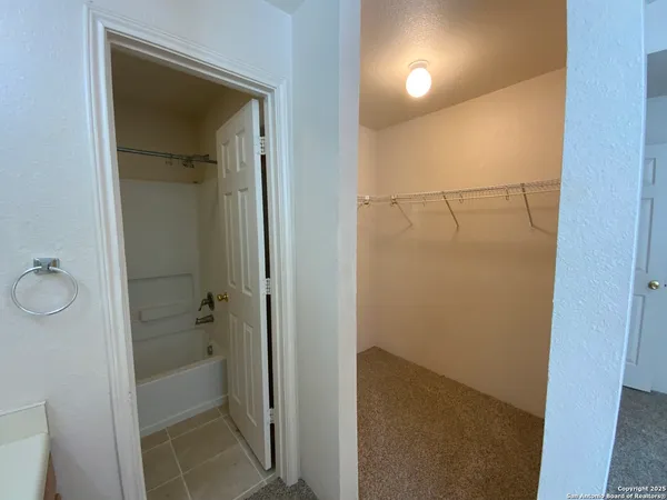 $1,275 | 8915 Maverick Draw, San Antonio, TX 78250