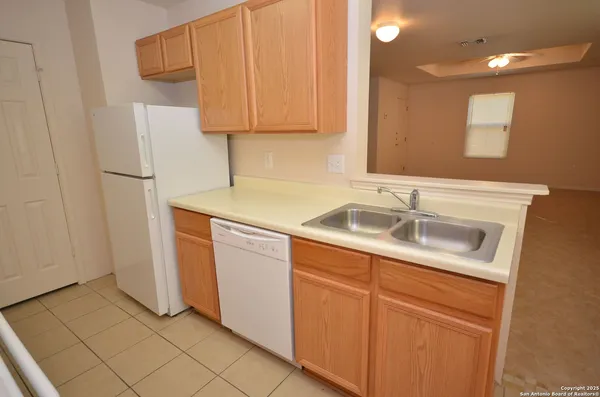 $1,275 | 8915 Maverick Draw, San Antonio, TX 78250