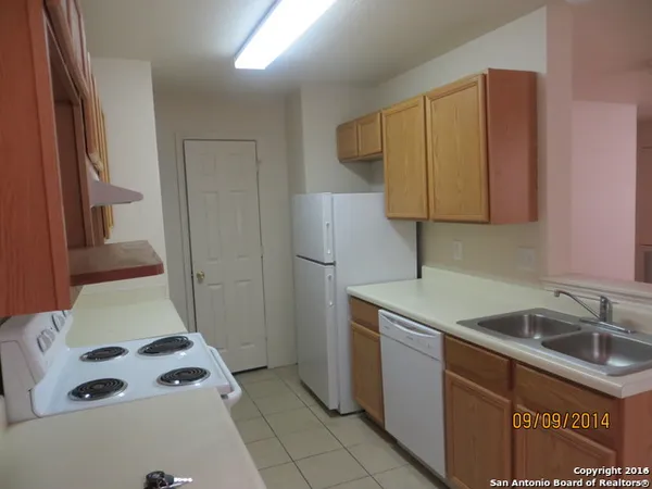 $1,275 | 8915 Maverick Draw, San Antonio, TX 78250