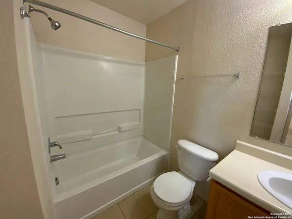 $1,275 | 8915 Maverick Draw, San Antonio, TX 78250