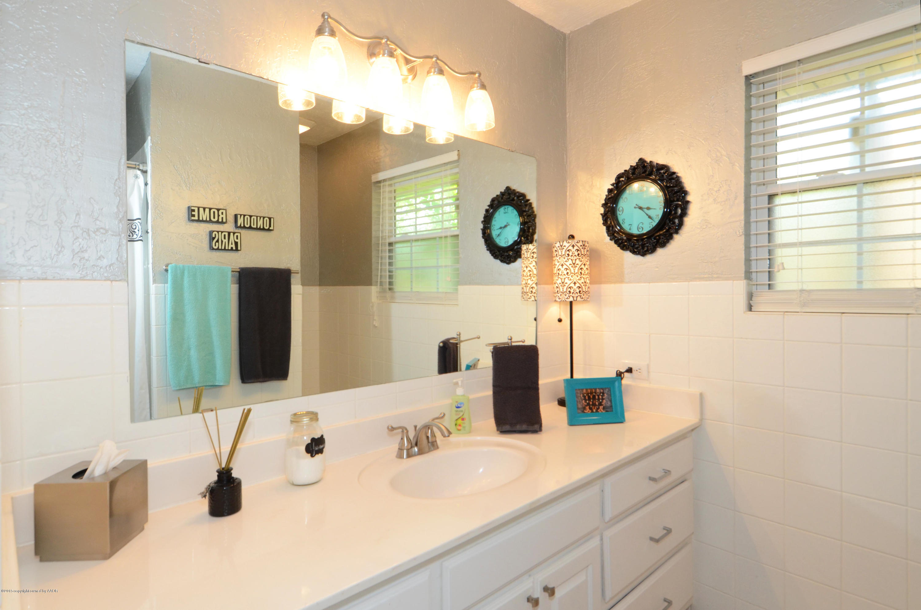 6702 Elmhurst Road Amarillo, TX 79106 - Photo 13 of 22 Bathroom