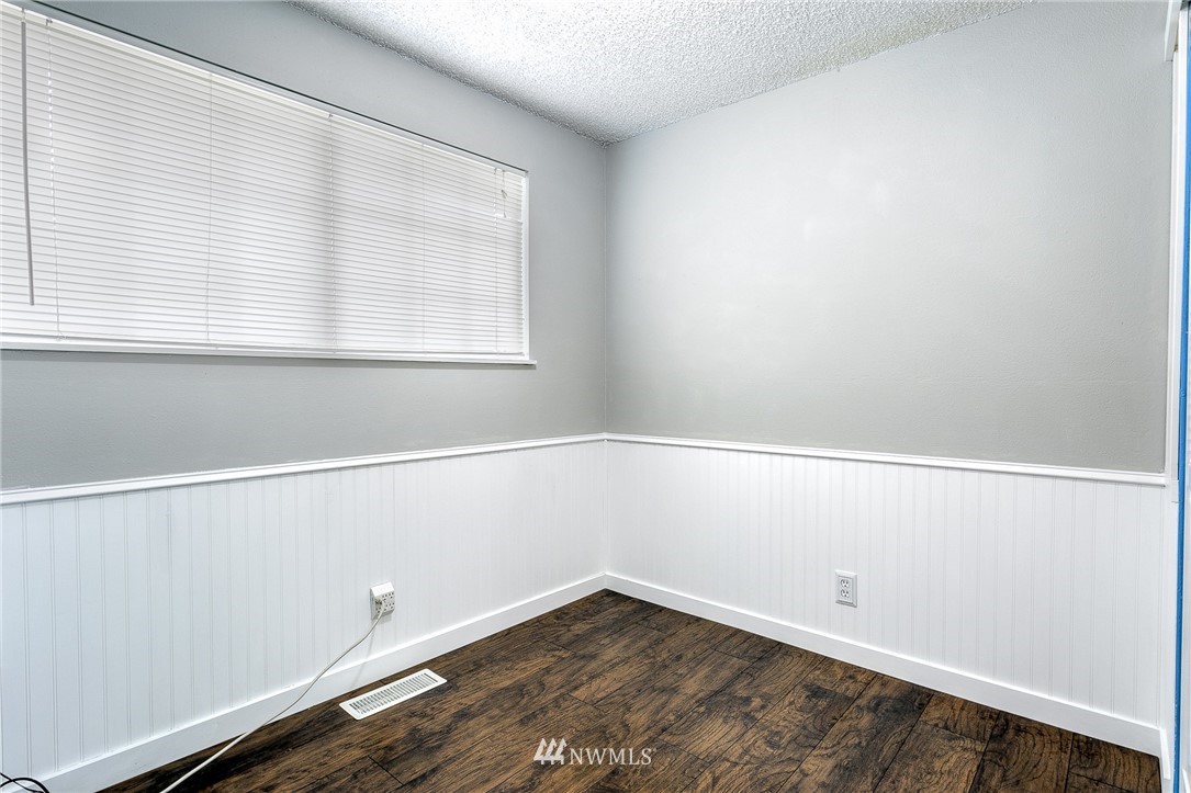 16033 Southeast 131st Street Renton, WA 98059 - Photo 16 of 25 Gallery Image 16