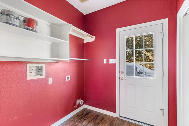 $550,000 | 123 Burwell Road, Highlands, TX 77562