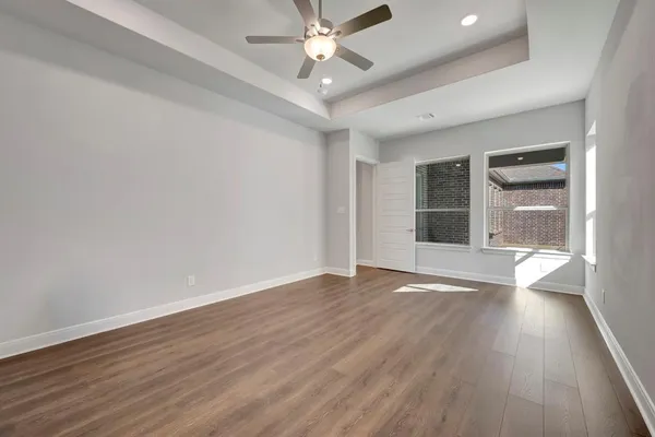 $579,990 | 2075 Emerald Grove Drive, Arlington, TX 76005