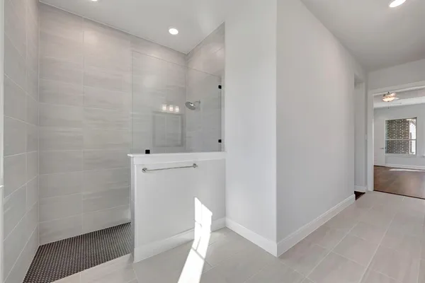 $579,990 | 2075 Emerald Grove Drive, Arlington, TX 76005