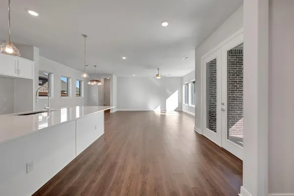 $579,990 | 2075 Emerald Grove Drive, Arlington, TX 76005