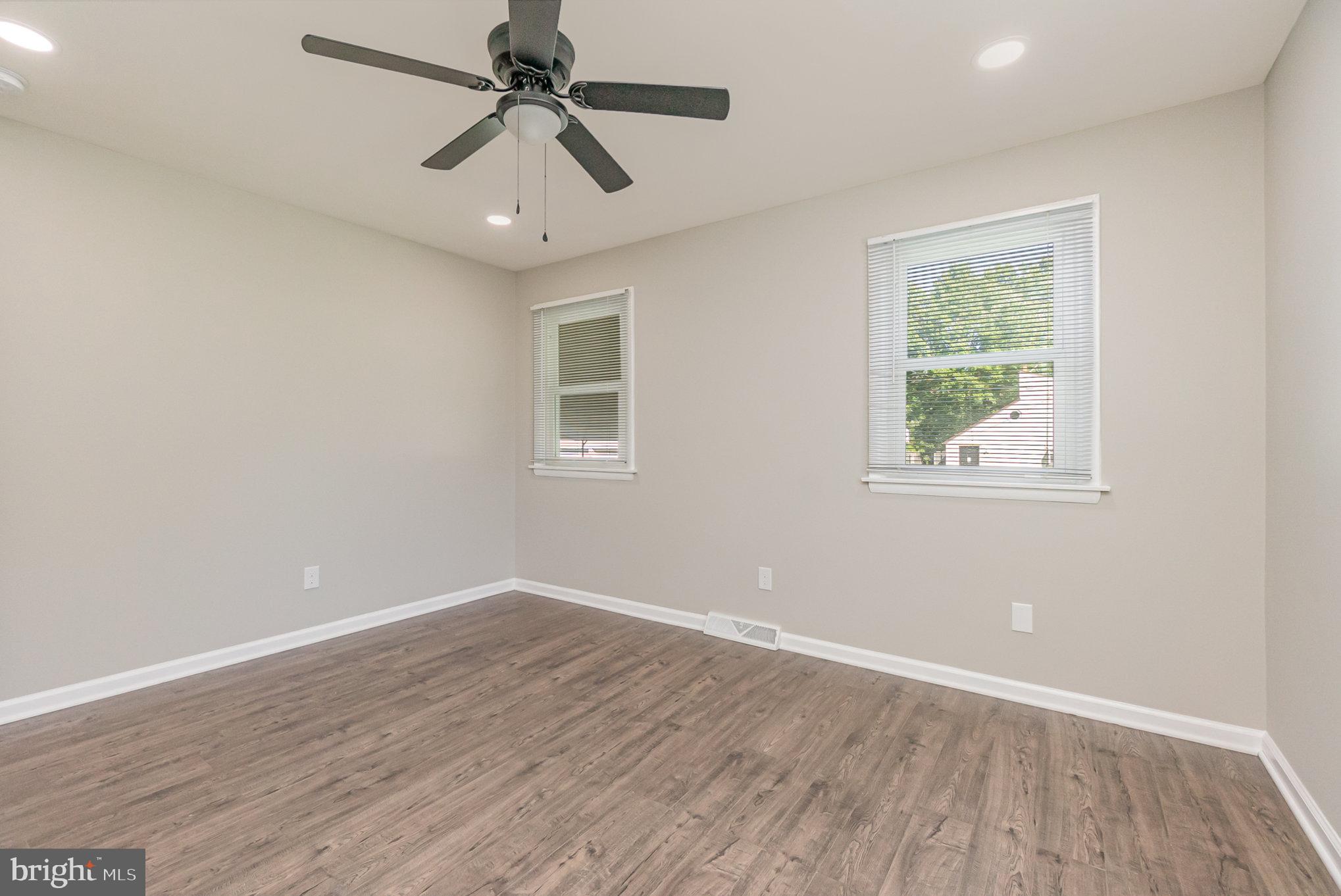 8017 Hillendale Road Parkville, MD 21234 - Photo 19 of 28 Primary Bedroom