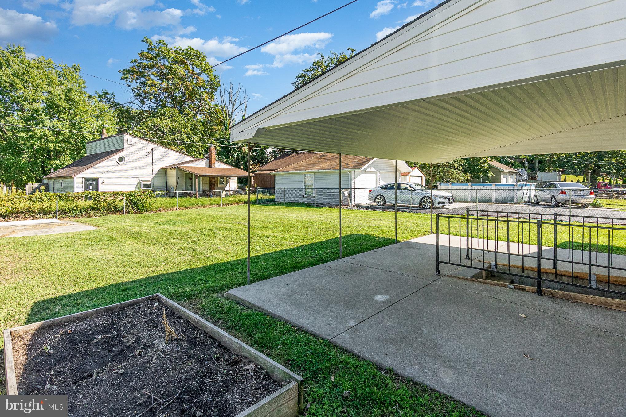 8017 Hillendale Road Parkville, MD 21234 - Photo 25 of 28 Covered Rear Patio
