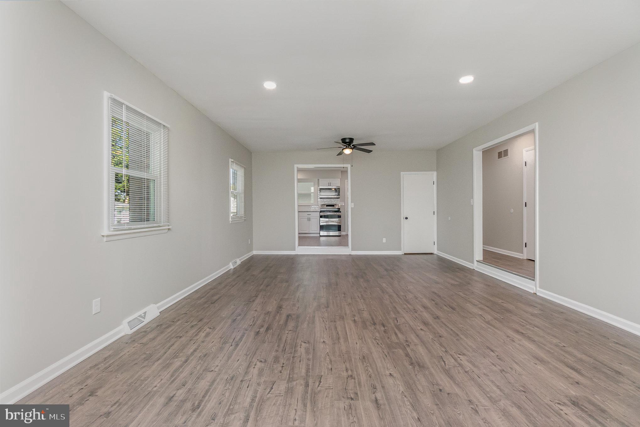 8017 Hillendale Road Parkville, MD 21234 - Photo 7 of 28