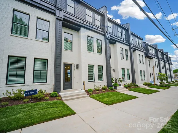 $829,000 | 2508 Park Rose Lane, Unit 17, Charlotte, NC 28204