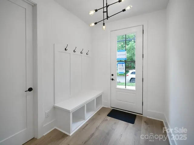 $829,000 | 2508 Park Rose Lane, Unit 17, Charlotte, NC 28204