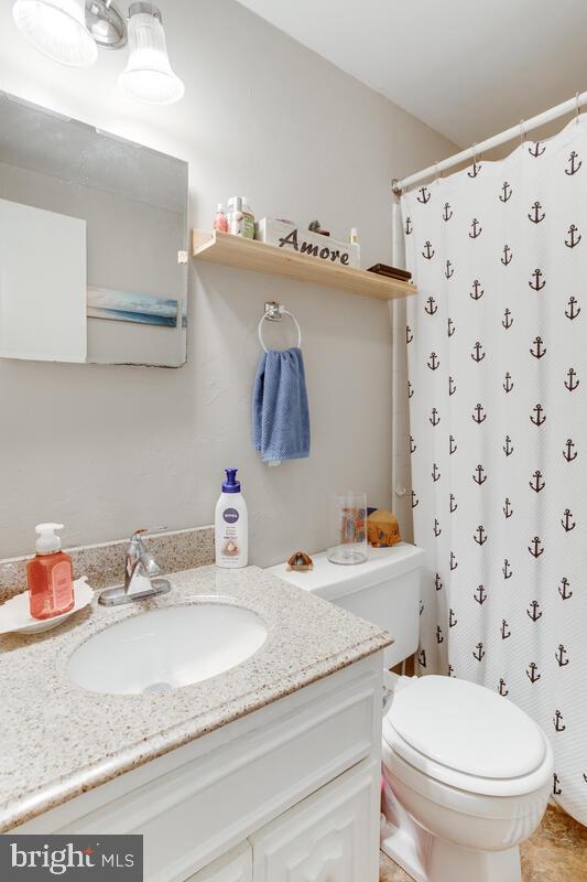 3429 Saluda Road Baltimore, MD 21236 - Photo 23 of 34 Full bathroom