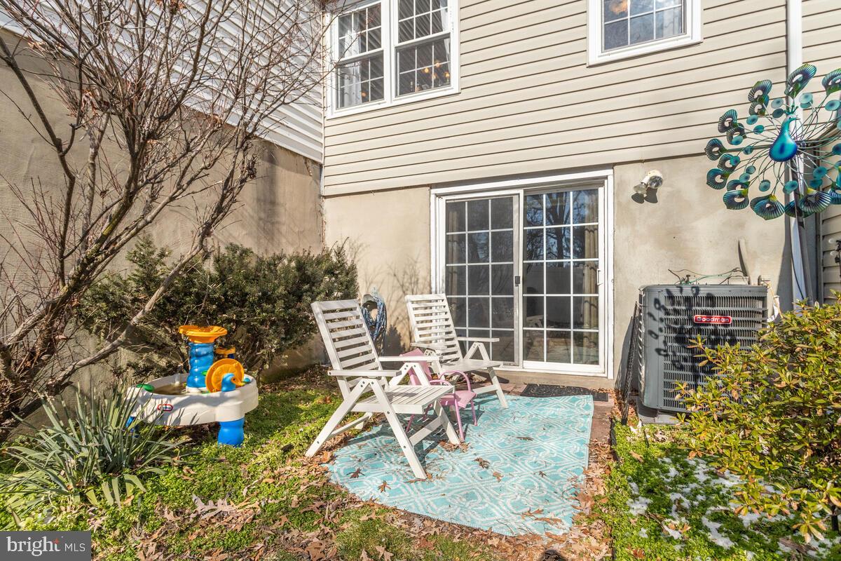 3429 Saluda Road Baltimore, MD 21236 - Photo 30 of 34 Rear patio