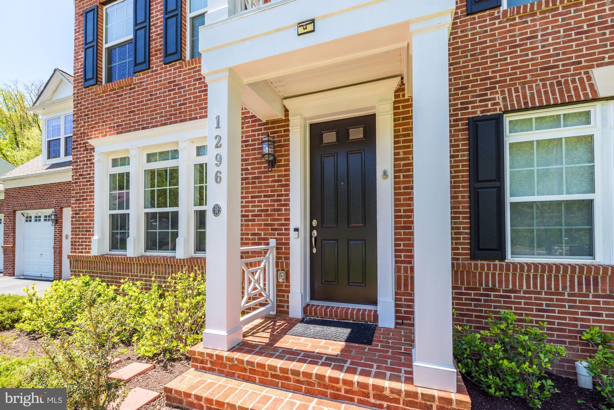 1296 Scotts Run Road McLean, VA 22102 - Photo 2 of 35 Gallery Image 2