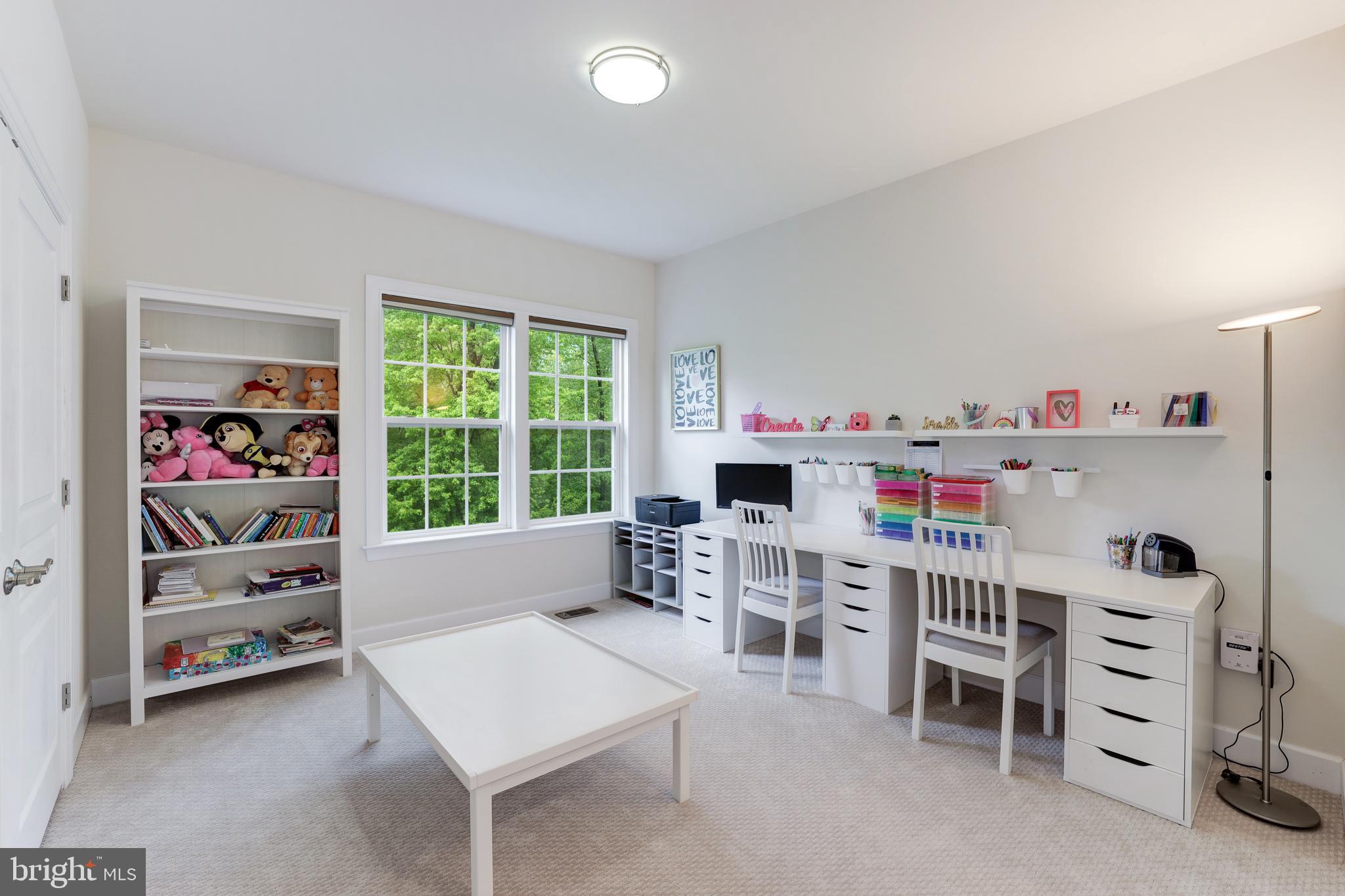 1296 Scotts Run Road McLean, VA 22102 - Photo 27 of 35 Gallery Image 27