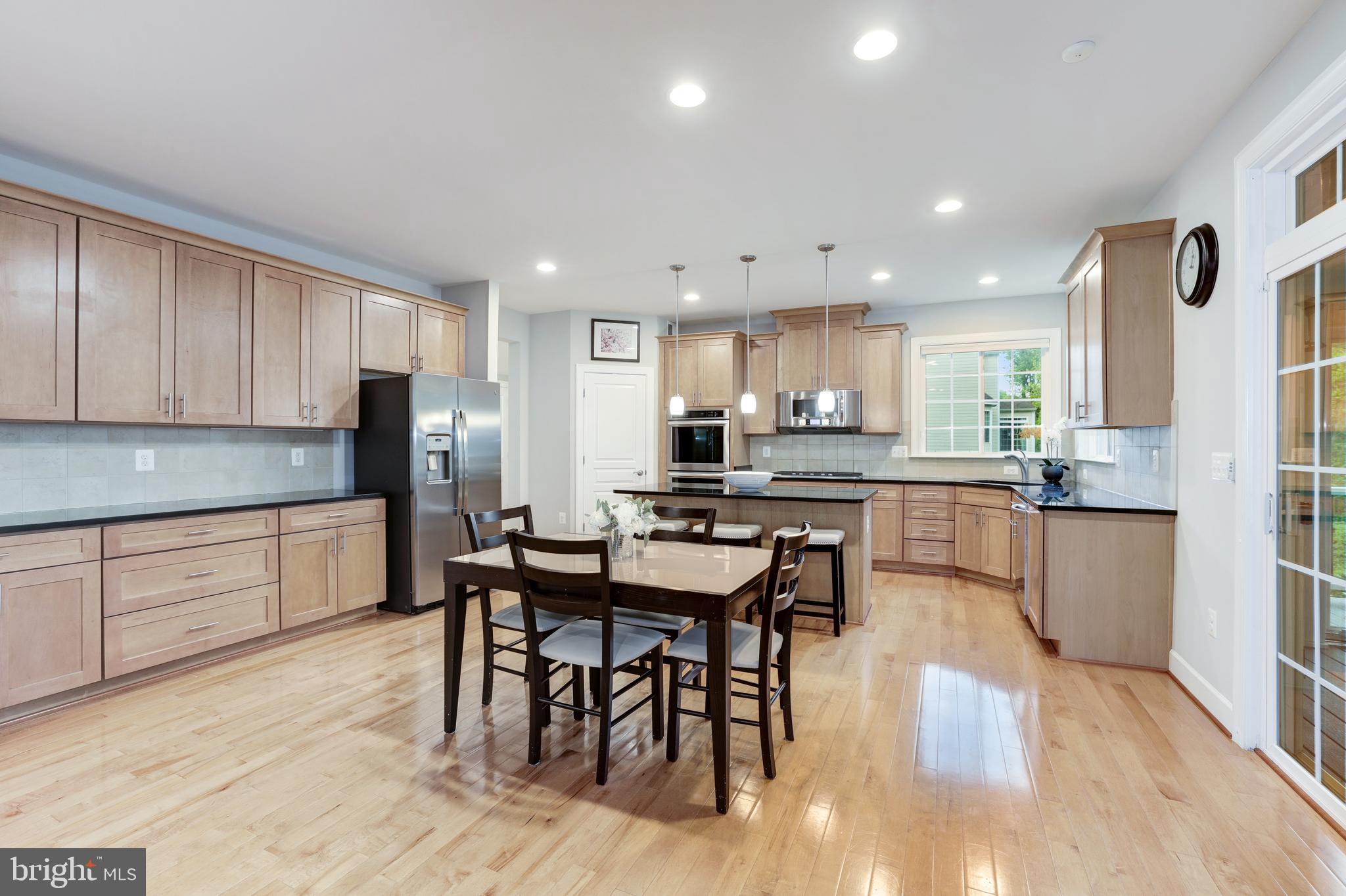 1296 Scotts Run Road McLean, VA 22102 - Photo 10 of 35 Gallery Image 10