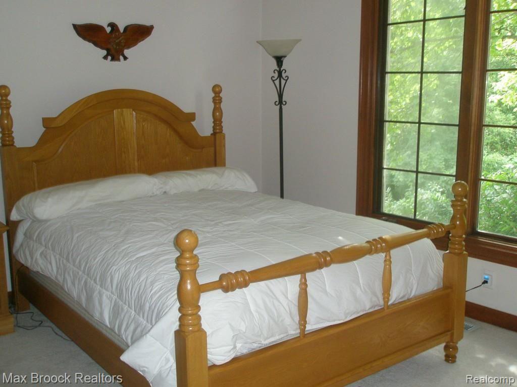 5556 Clarkston Road Clarkston, MI 48348 - Photo 14 of 22 042.jpg