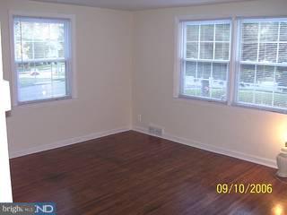 343 Garden Road Springfield, PA 19064 - Photo 2 of 6