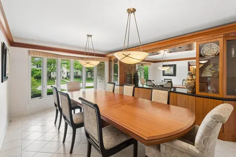 $995,000 | 2445 Vicki Lane, Northbrook, IL 60062
