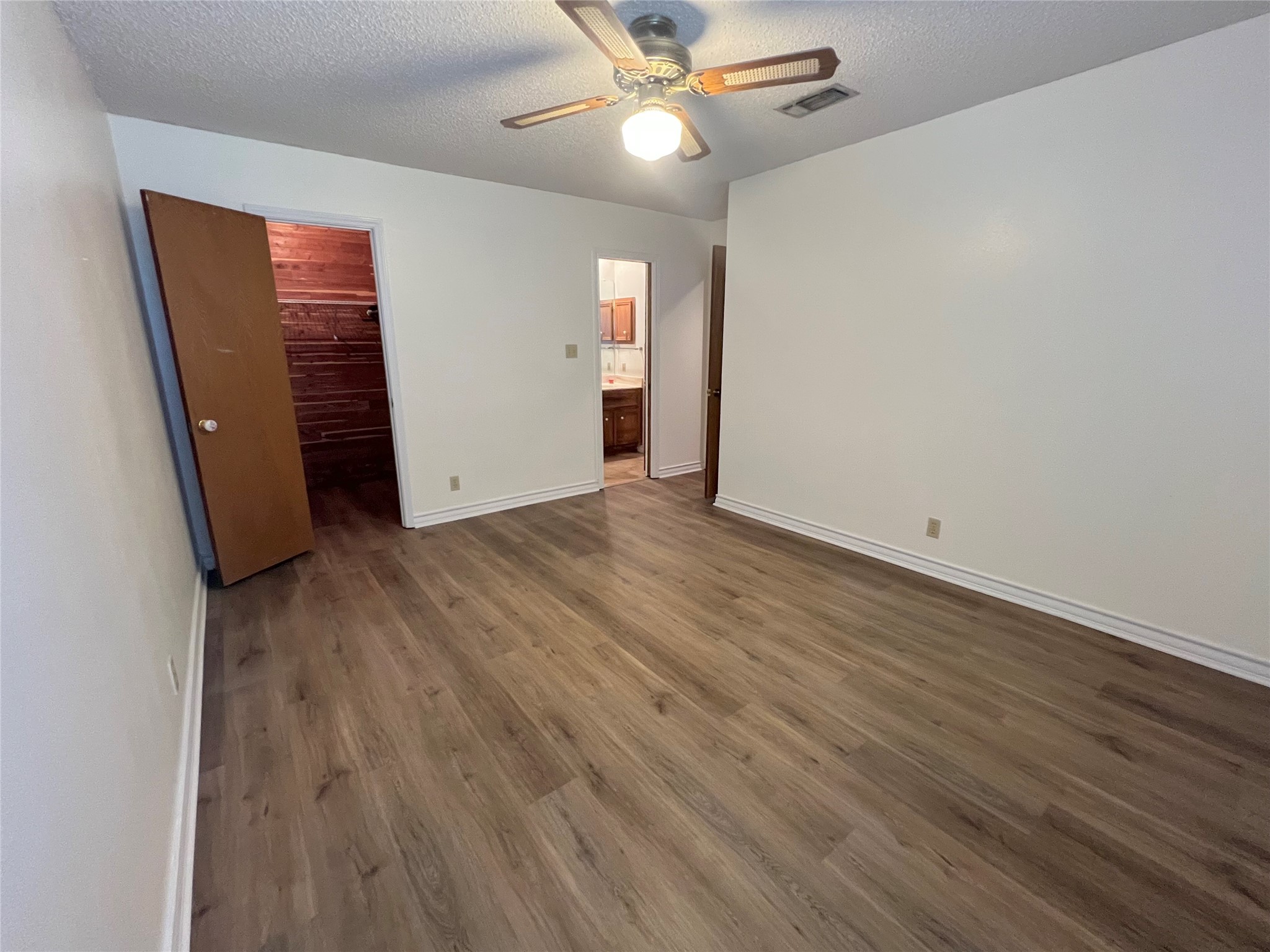 2325 Valenta Road La Grange, TX 78945 - Photo 33 of 40 Gallery Image 33
