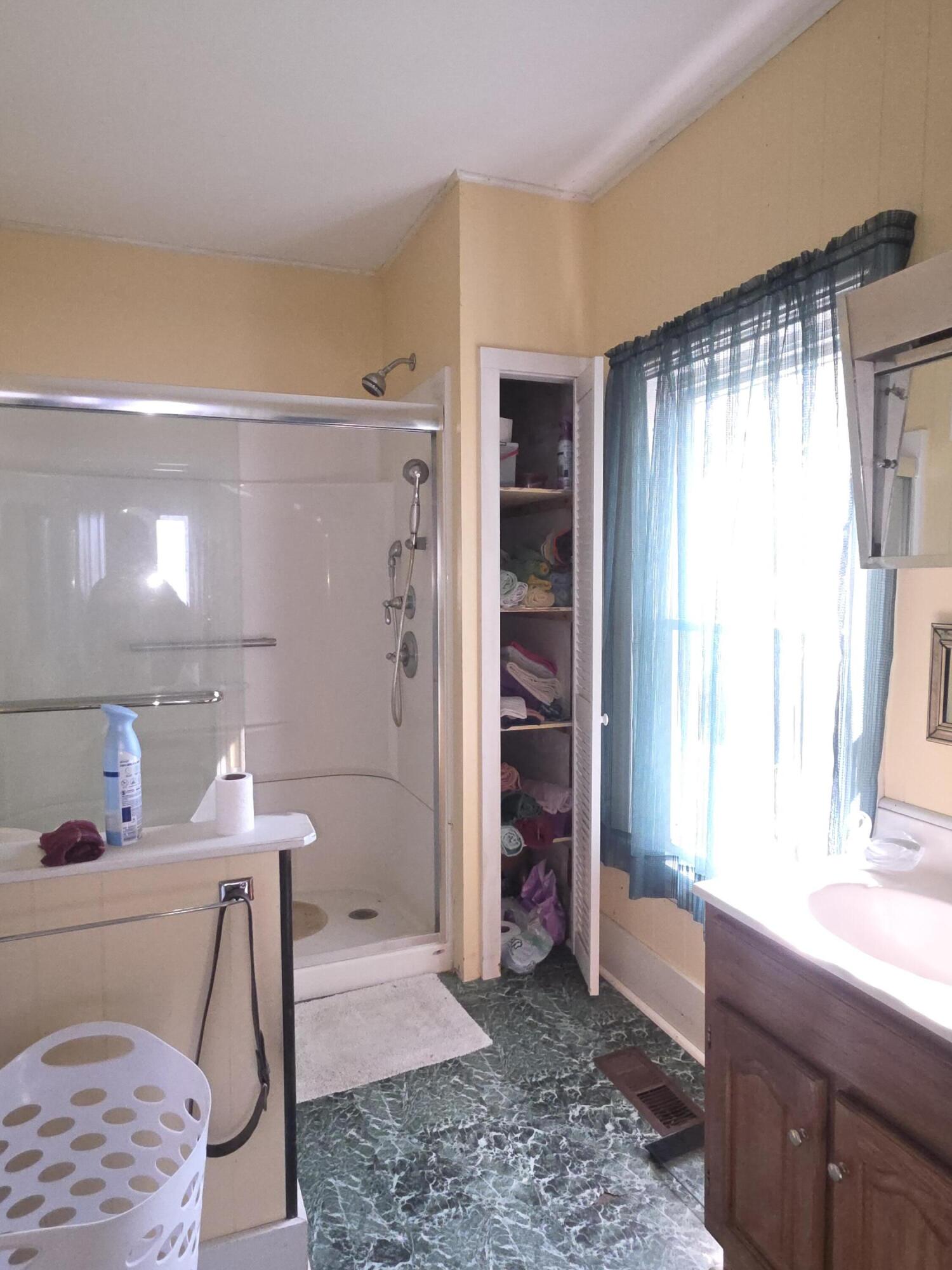 63 South Main Street Morrill, ME 04952 - Photo 7 of 38 1000017882