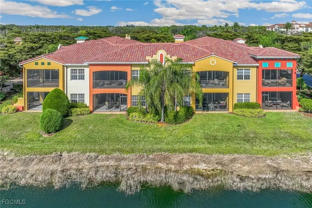 $459,000 | 8565 Via Garibaldi Circle, Unit 206, Estero, FL 33928