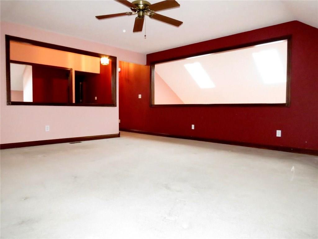 6055 East Meadow Ridge Road Columbus, IN 47203 - Photo 22 of 29 Gallery Image 22