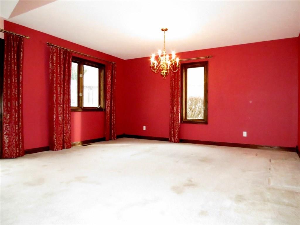 6055 East Meadow Ridge Road Columbus, IN 47203 - Photo 7 of 29 Gallery Image 7