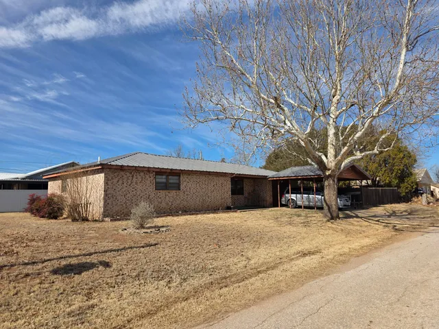 $72,000 | 820 North 16th Street, Paducah, TX 79248