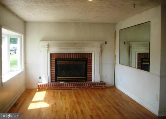 409 Carrollwood Road Baltimore, MD 21220 - Photo 3 of 9 Interior (General)
