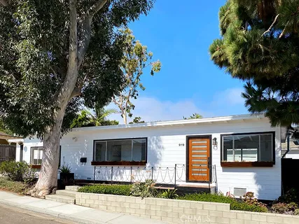 $1,495,000 | 919 North Herrin Street, Manhattan Beach, CA 90266