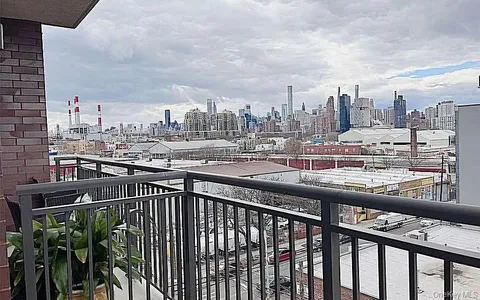 $483,000 | 12-15 Broadway, Unit 603 | Astoria