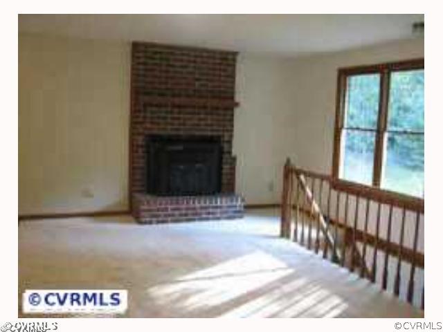 4828 Bradshaw Road Gum Spring, VA 23065 - Photo 2 of 10 a view of entryway with a front door