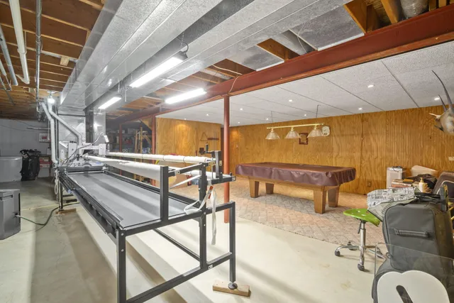 $734,900 | W225-s6835 Guthrie Road, Vernon, WI 53103