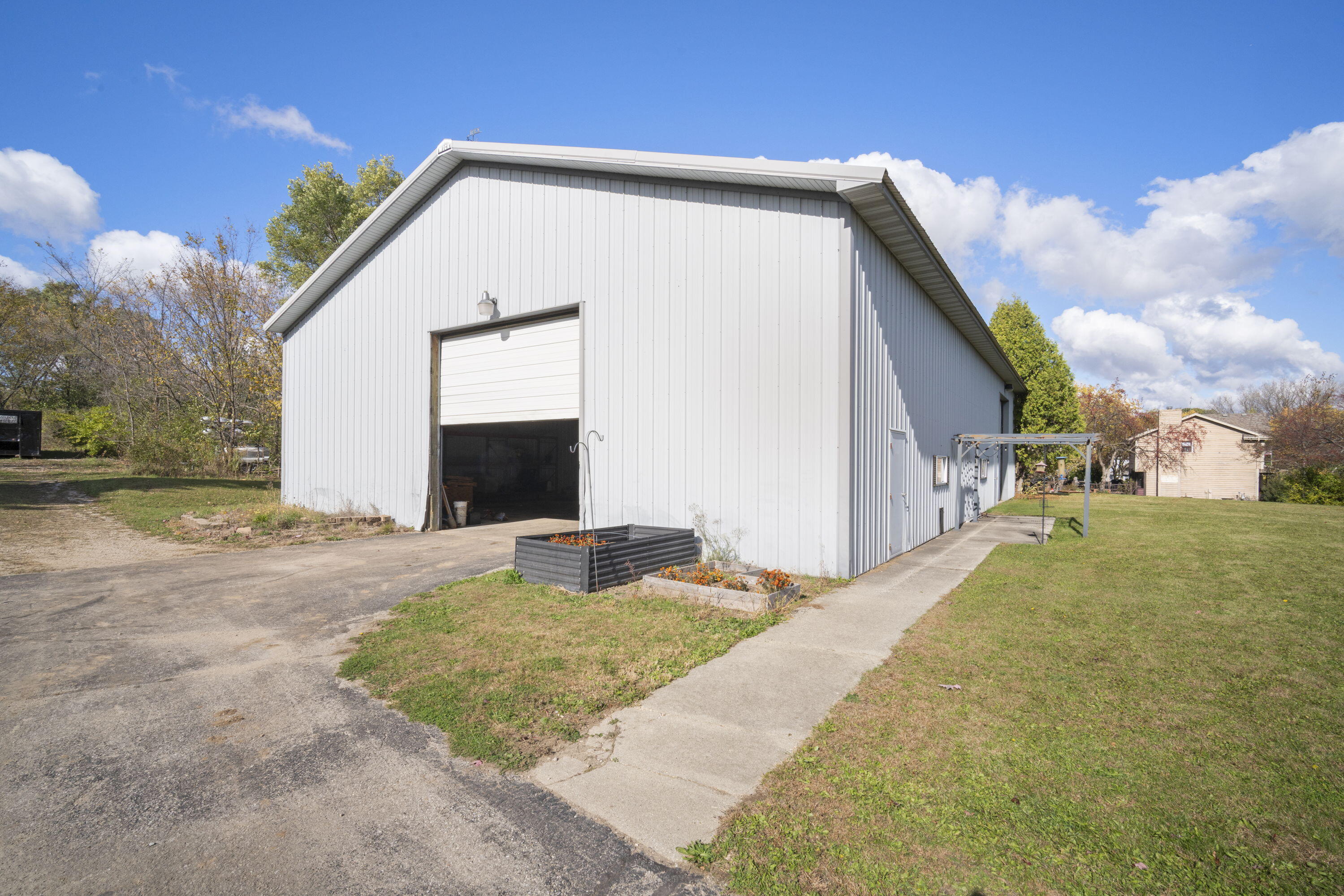 W225-s6835 Guthrie Road Vernon, WI 53103 - Photo 32 of 40 33_imgDSC05972