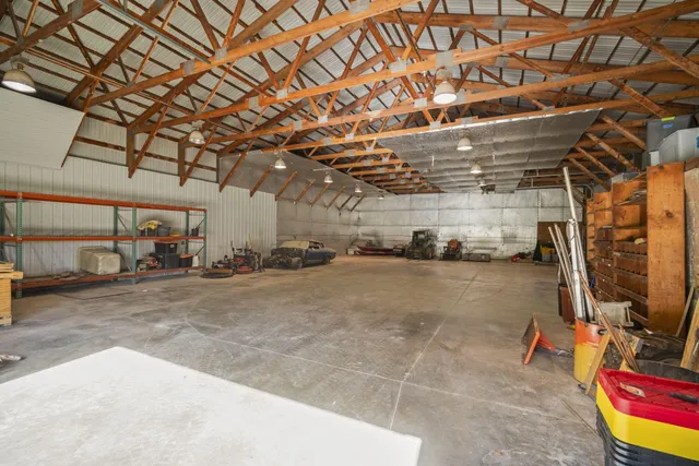 $734,900 | W225-s6835 Guthrie Road, Vernon, WI 53103