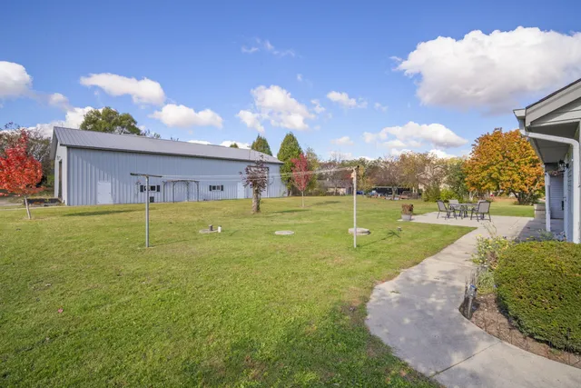 $734,900 | W225-s6835 Guthrie Road, Vernon, WI 53103