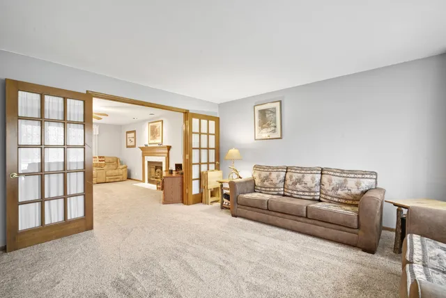 $734,900 | W225-s6835 Guthrie Road, Vernon, WI 53103