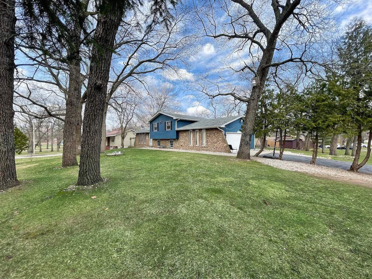 10123 North 457 East Demotte, IN 46310 - Photo 3 of 21 1280x960