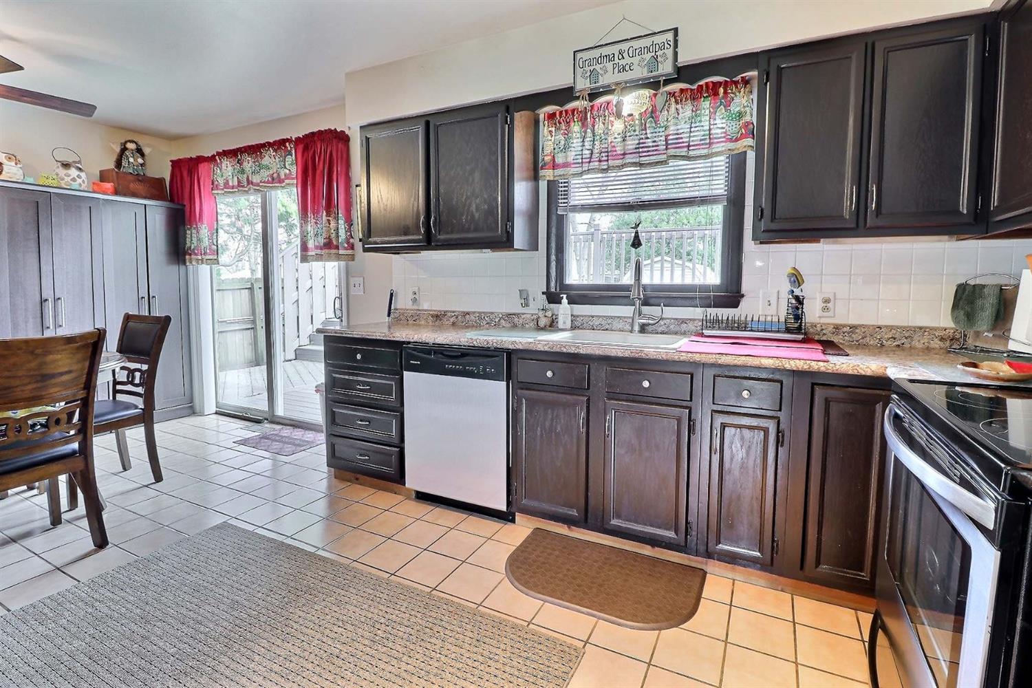 10123 North 457 East Demotte, IN 46310 - Photo 6 of 21 1500x1000