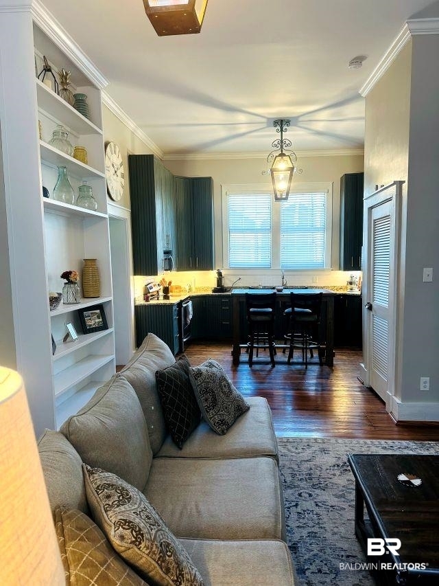 54 South Catherine Street Mobile, AL 36604 - Photo 23 of 55 This space is nearly 30'X15' and is both spacious and cozy!