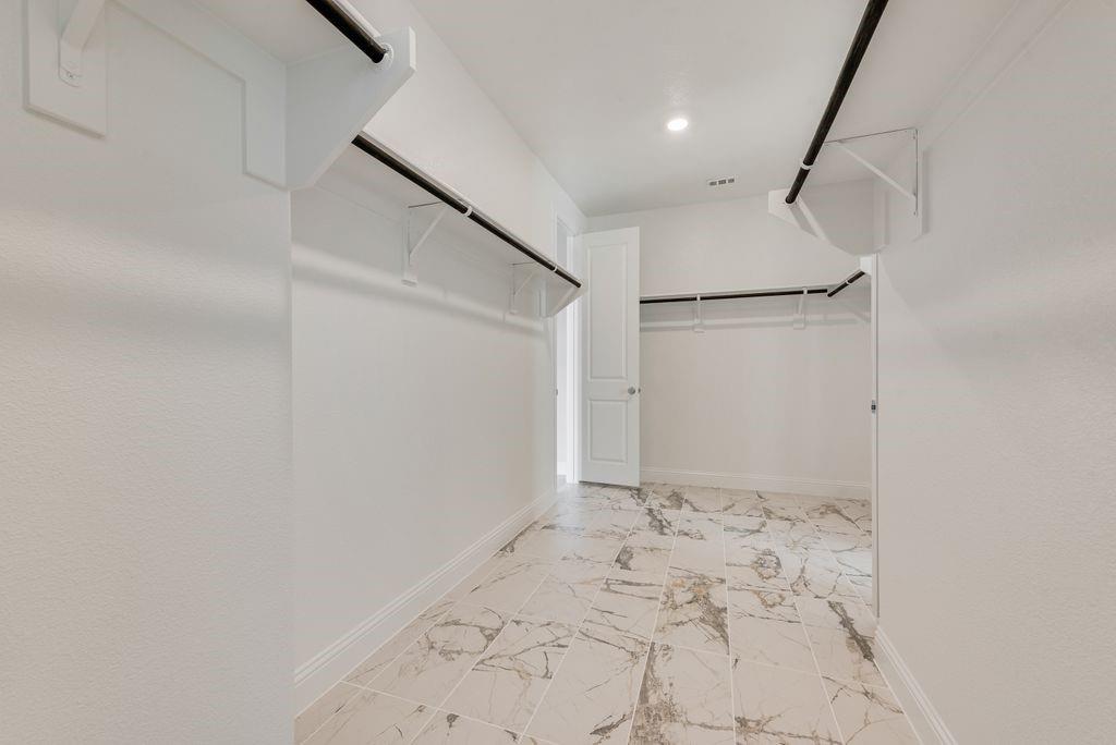 1231 Calebria Way Fate, TX 75087 - Photo 23 of 40 a view of small space