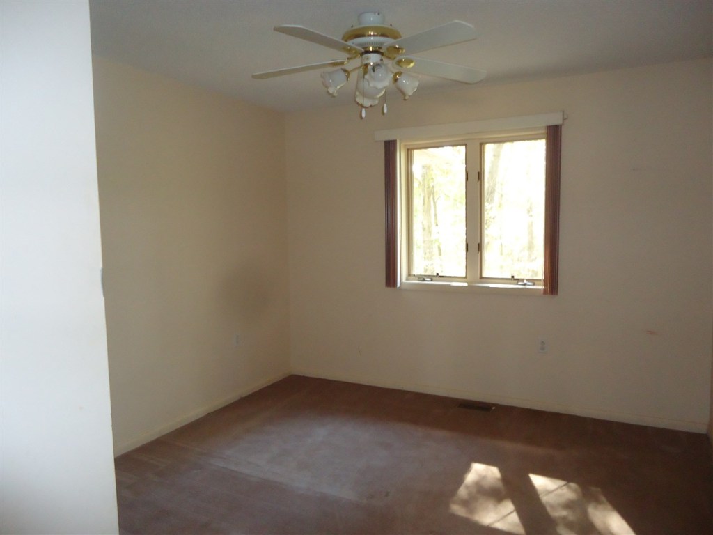 2143 Seven Forks Road Martin, GA 30557 - Photo 11 of 33